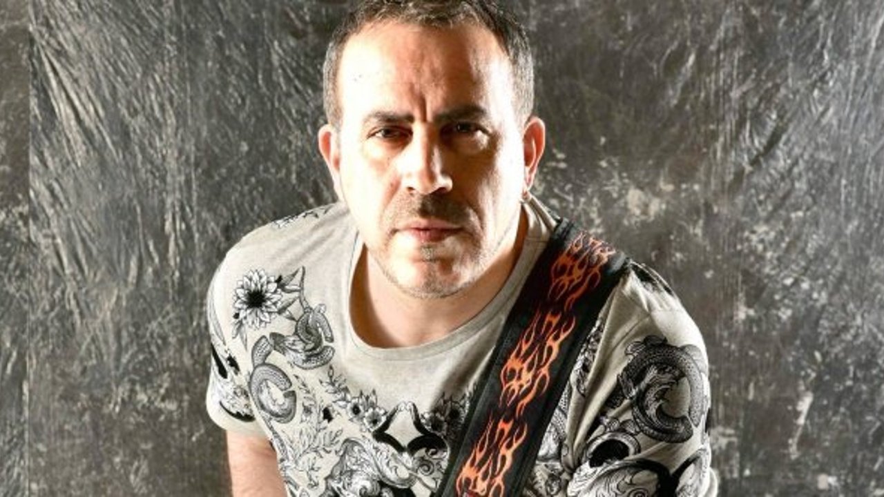 “Yüzbinlerce insanın kaç tanesine dokunabiliriz?"