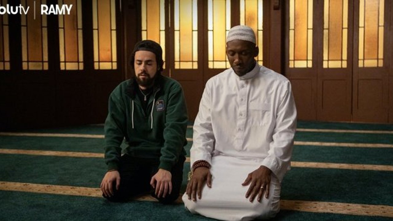 Ramy 2. sezonuyla 3 Eylül’de BluTV’de başlıyor