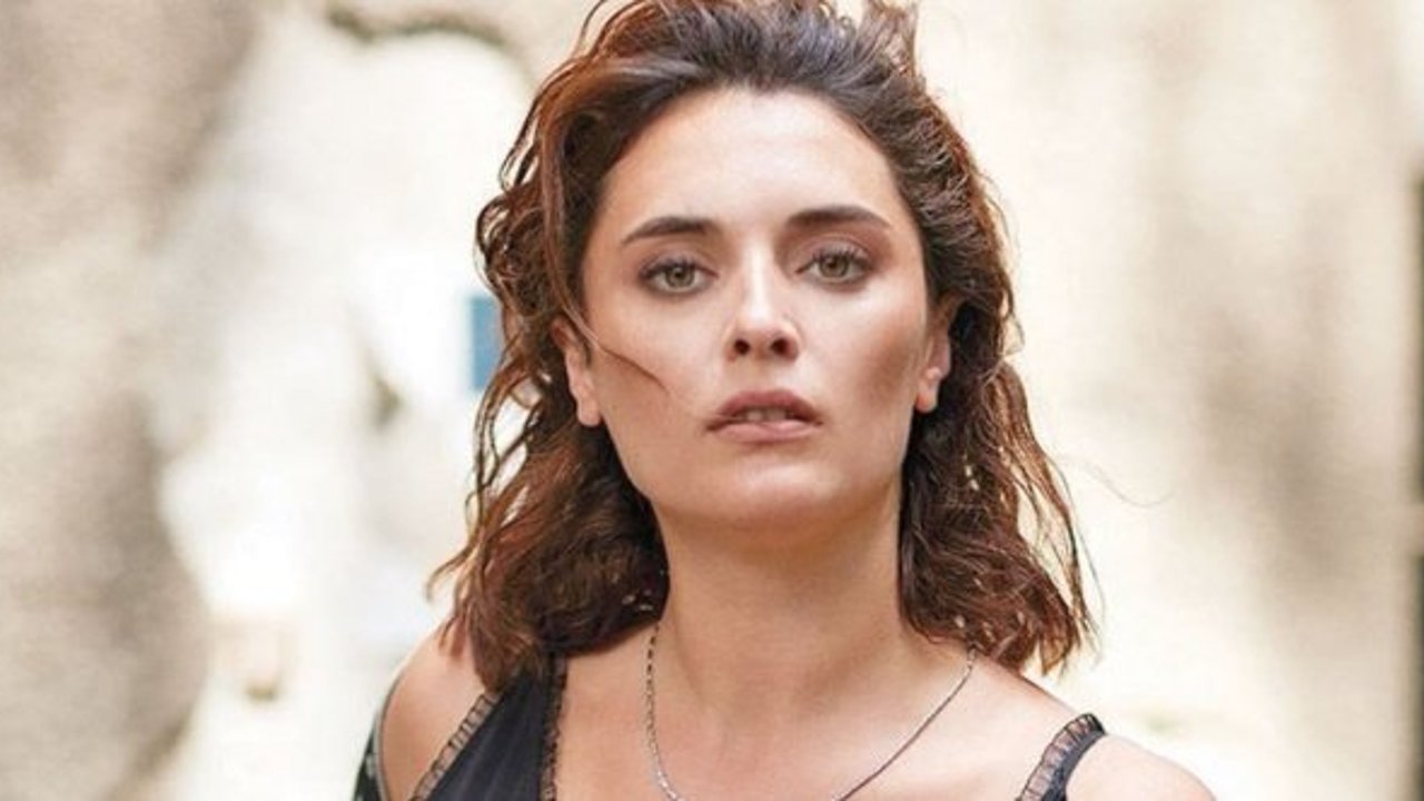 Müstehcen mesaj atan takipçisini ifşa etti