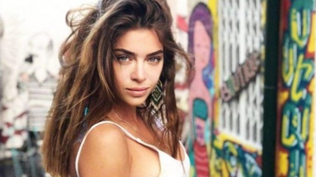 "Ben diz altında etekle büyümüş kızım"