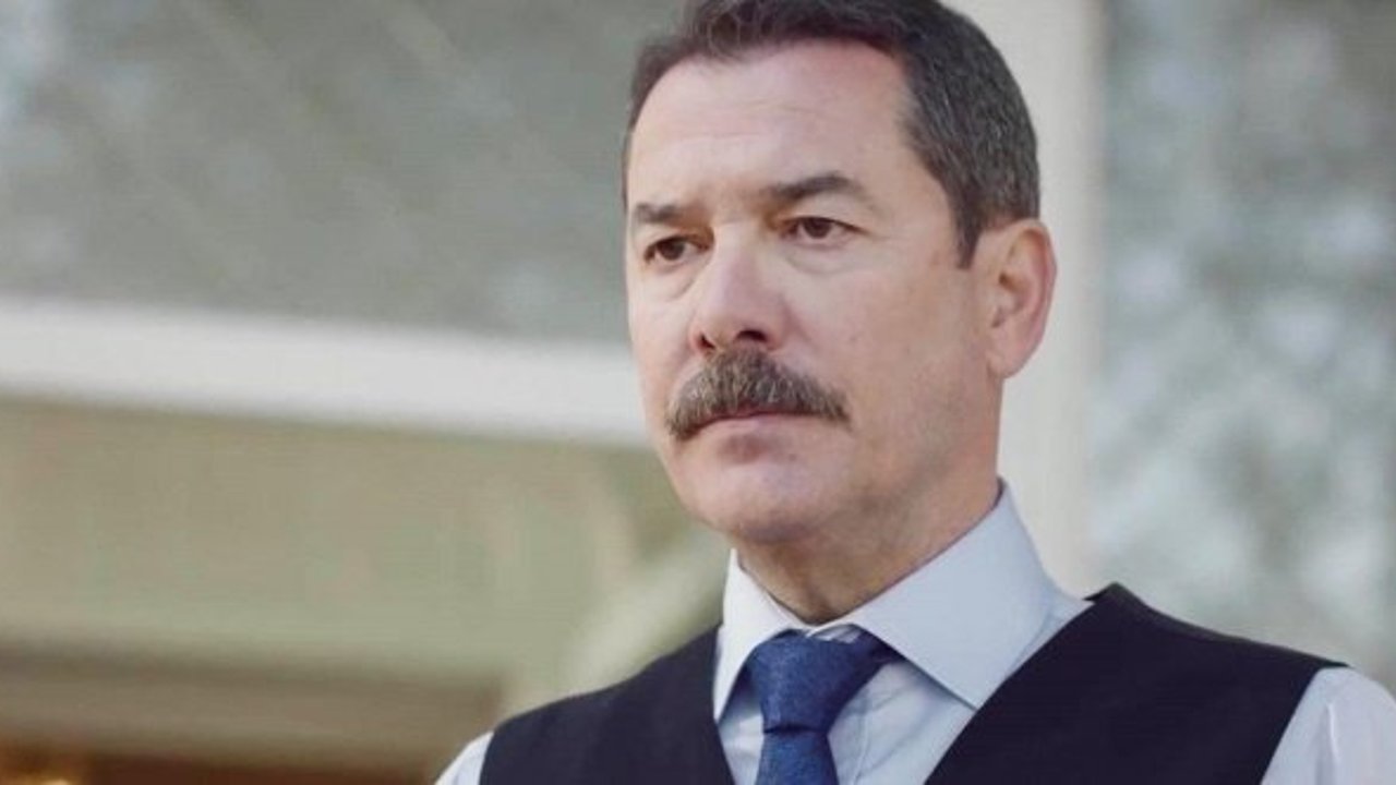 Fikret Kuşkan Atatürk'ü oynayacak