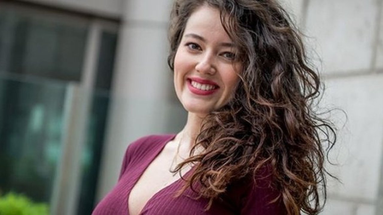 Pelin Akil: "Oruç tutmadığım için linç edildim"