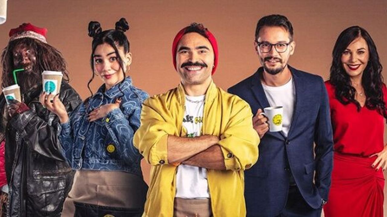 "Adım Başı Kafe" ilk bölümüyle Exxen'de