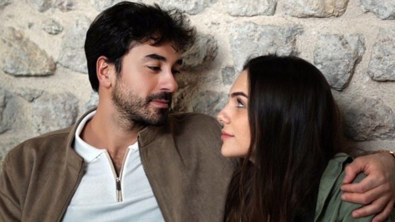 Ayşe'nin hamileliği buzları eritti