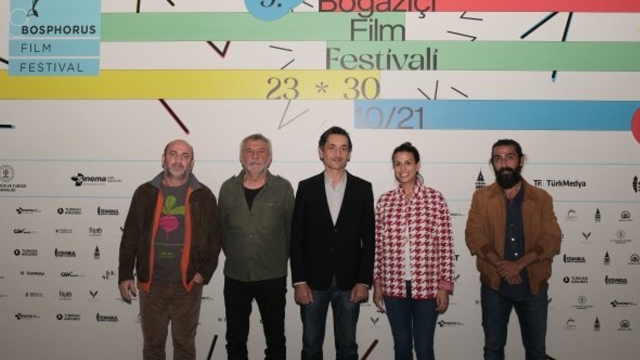 Cemil Ağacıkoğlu imzalı Kafes'e büyük ilgi