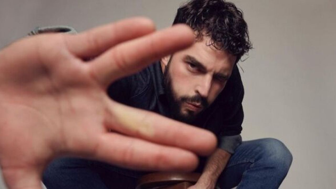 Akın Akınözü'nden estetik iddiasına yanıt