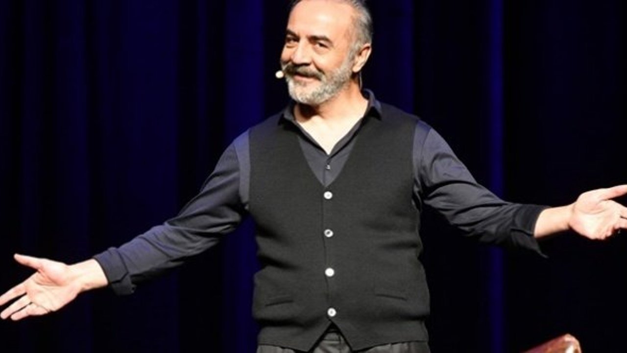 Yılmaz Erdoğan, "Münaşaka" ile turneye çıkıyor