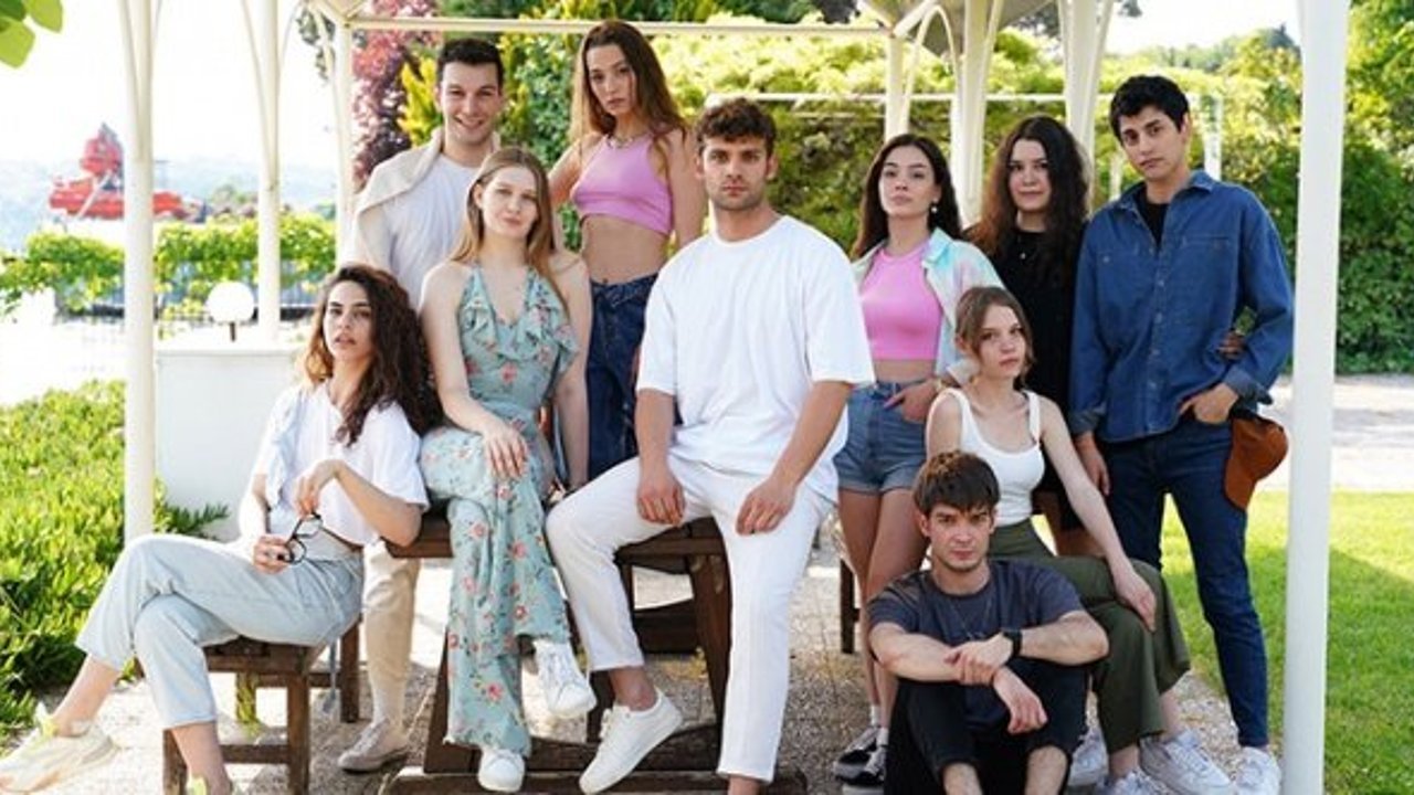 “Duy Beni” oyuncuları bir araya geldi