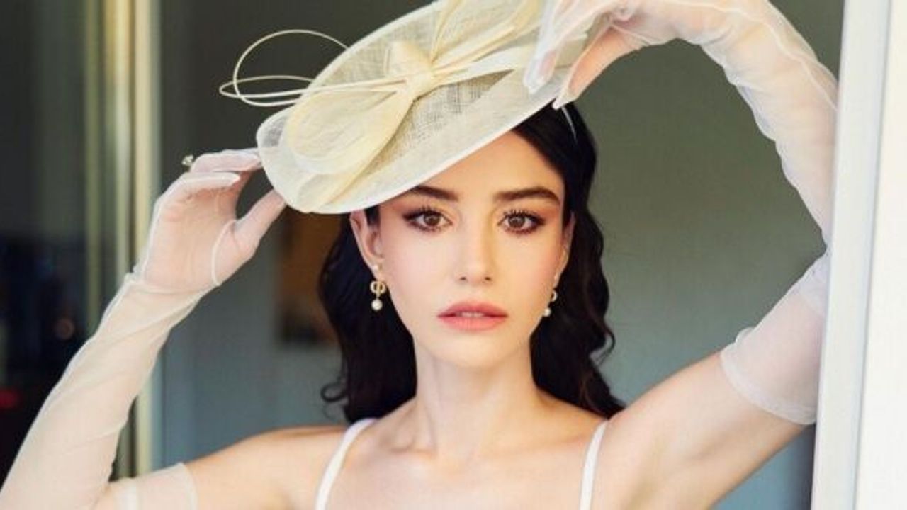 Özge Gürel’in yeni paylaşımına beğeni yağdı
