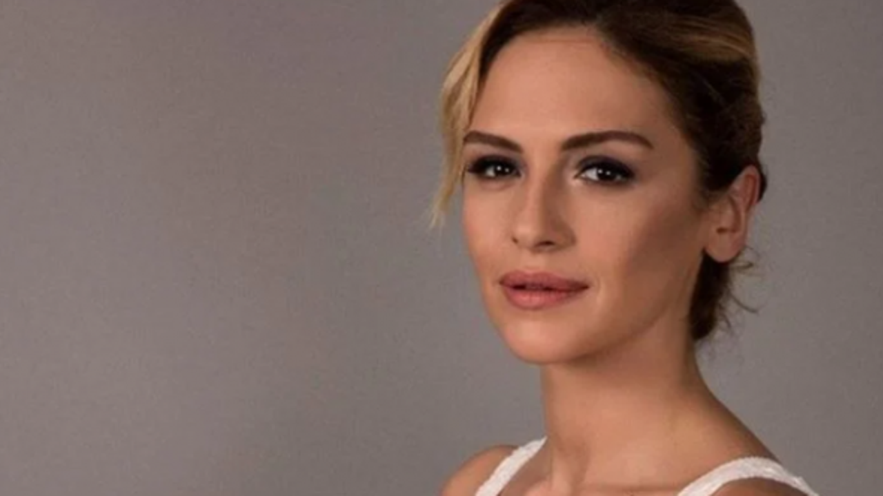 Ünlü oyuncu Sinem Uslu'nun acı günü