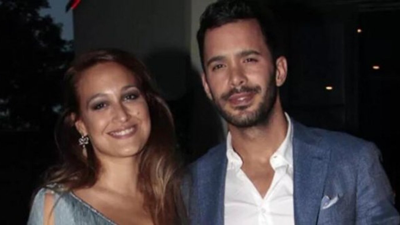 Gupse Özay ve Barış Arduç kızlarıyla ilk kez görüntülendi