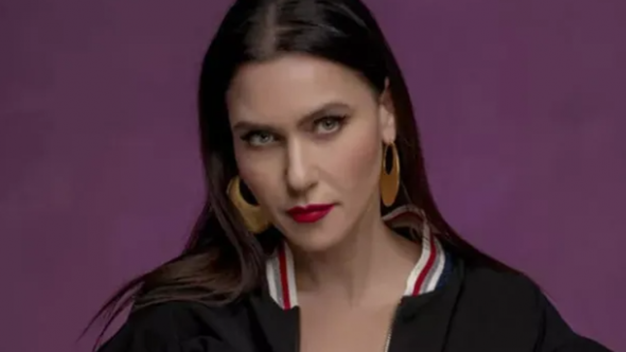 Şevval Sam karavanı ‘Prenses’le sezonu açtı