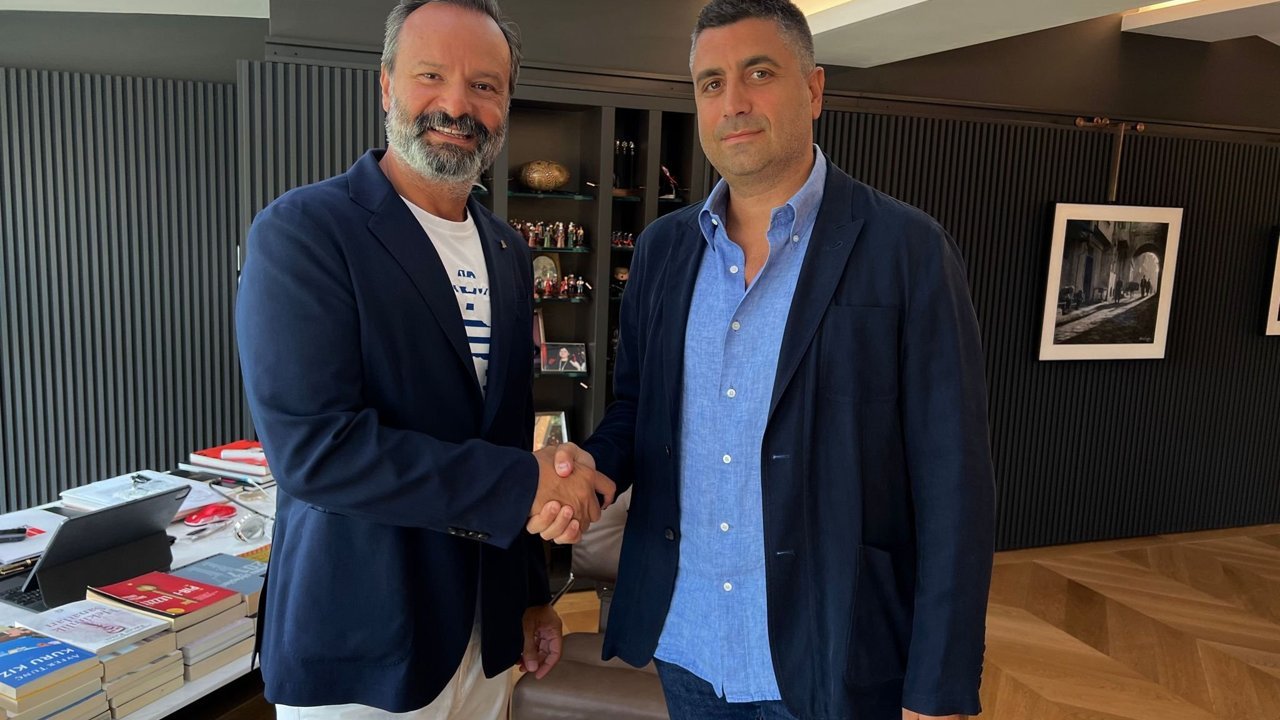 Timur Savcı görevini, Kerem Çatay'a devretti