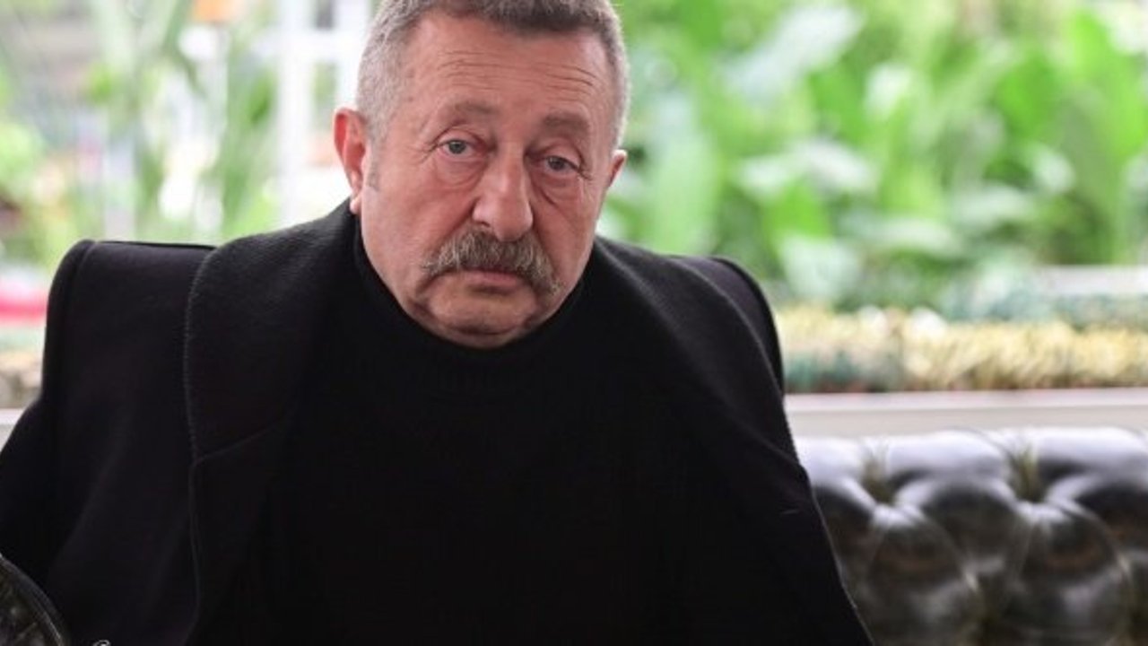 Erkan Can aracıyla kaza yaptı