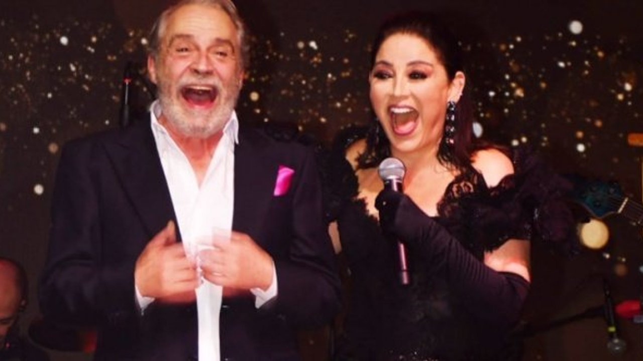 Aşkın Nur Yengi ve Haluk Bilginer yeni yıla birlikte girdi