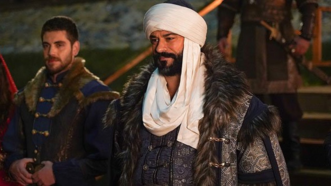 Osman Bey iki ateş arasında