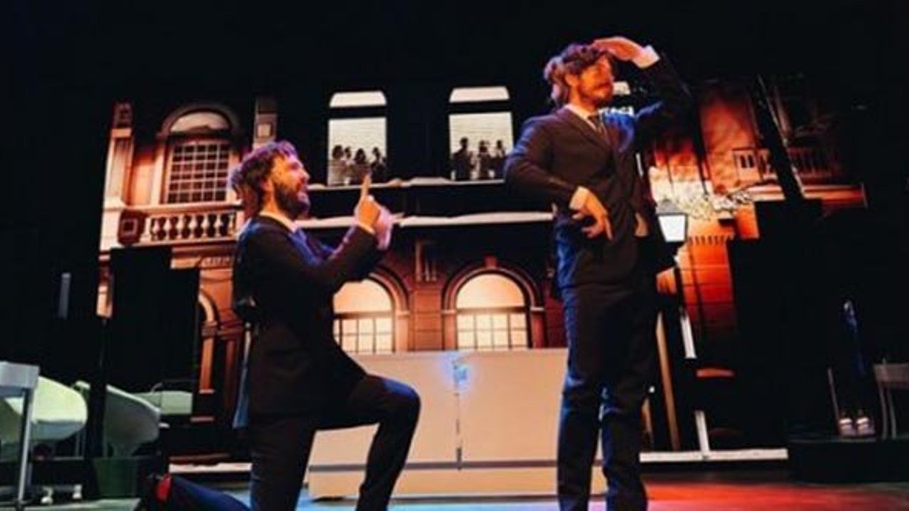 Emin Alper'in  ilk tiyatro oyunu “Öteki” seyirciyle buluşmaya devam ediyor