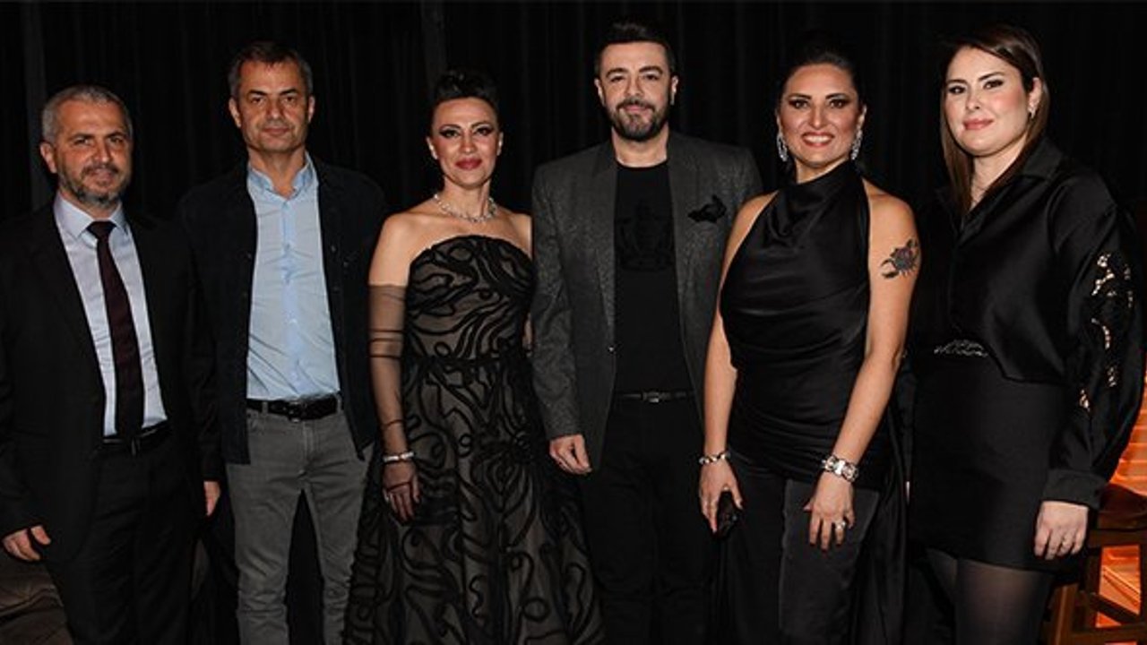 Burak Kut'tan işitme engelli çocuklara destek konseri