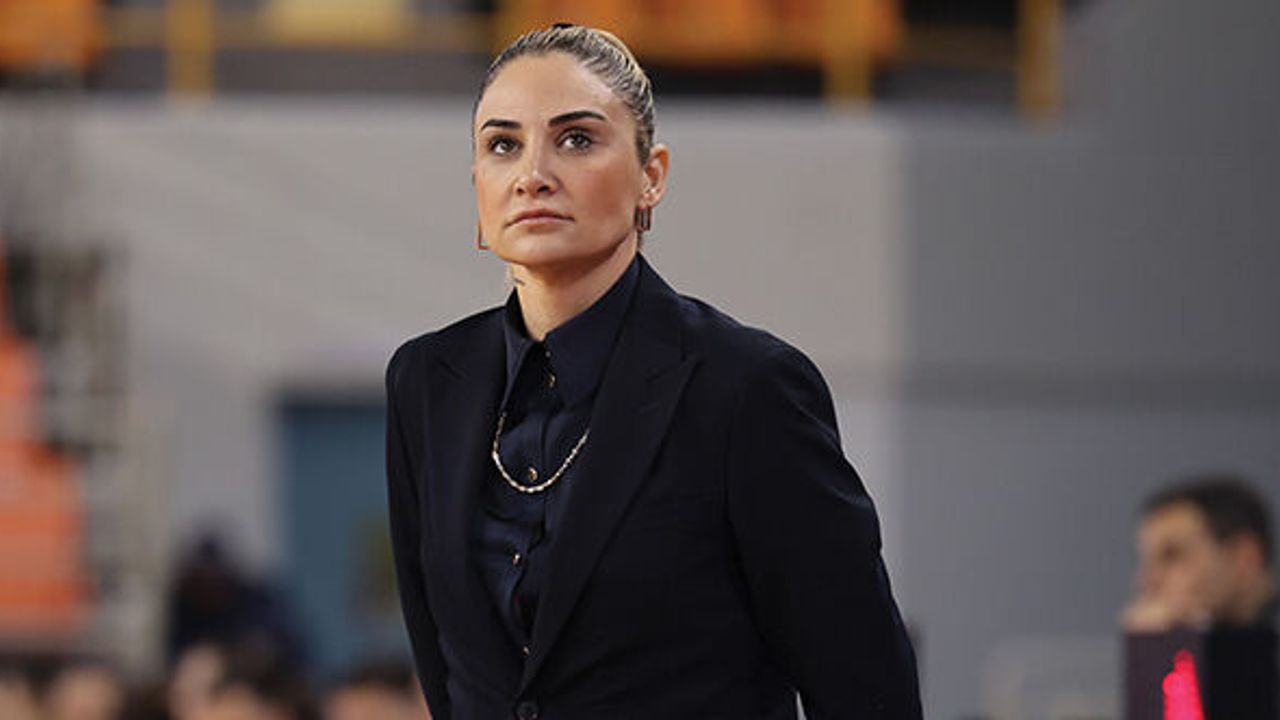 Basketbol antrenörü Selen Erdem'in Yunanistan yolculuğu