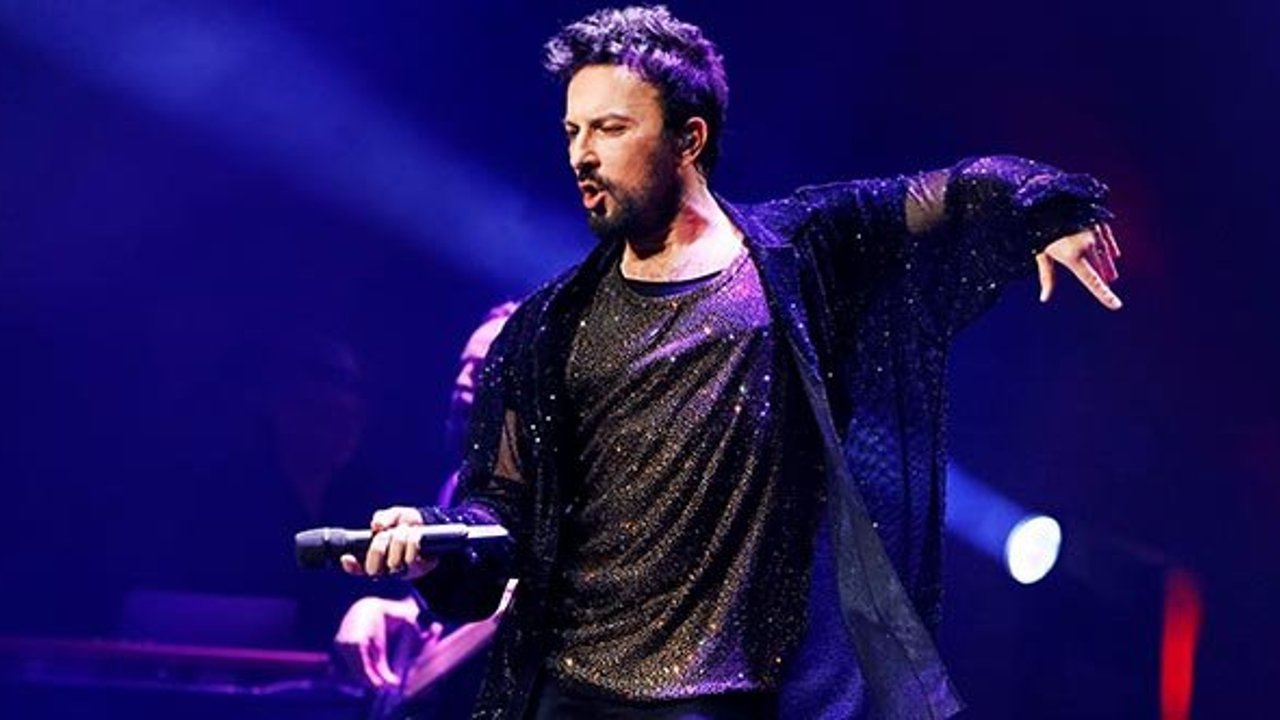Tarkan yeni şarkılarıyla Londra'da!