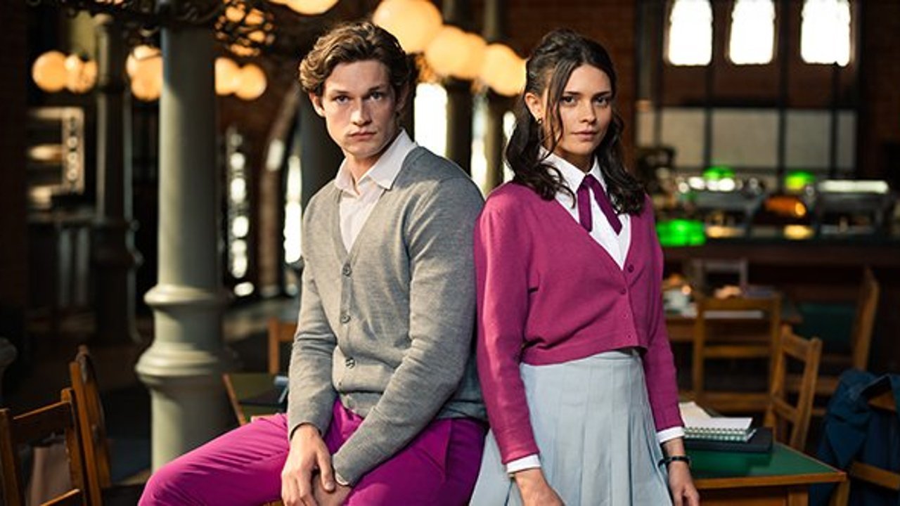 Maxton Hall – Aramızdaki Dünya 7 Kasım'da geliyor