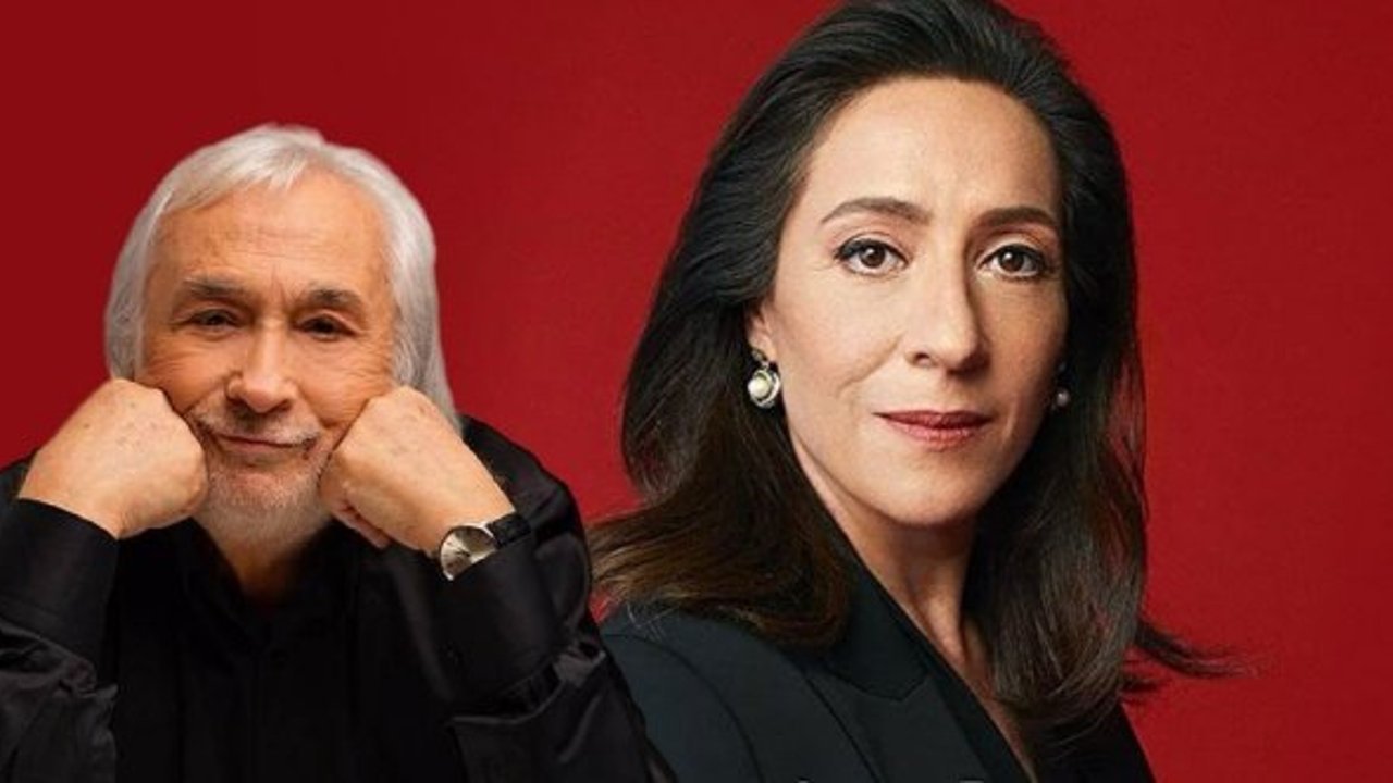 Müjdat Gezen’den Binnur Kaya’ya İsmail Dümbüllü ödülü!