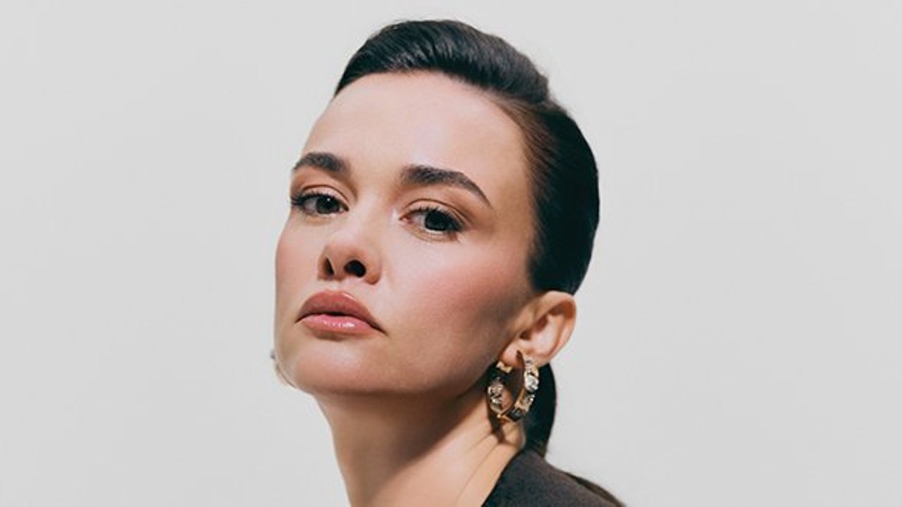 Tutkunun ve dengenin peşinde: Hande Soral