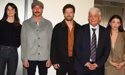 Eşref Rüya oyuncularından çocuklara bayram sürprizi!