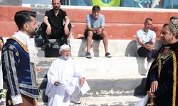 Ali Sürmeli'den Adana şivesiyle Hamlet