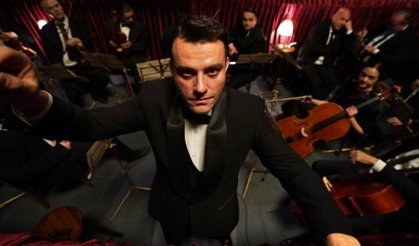 “Bir Cumhuriyet Şarkısı” filminden ilk kareler!