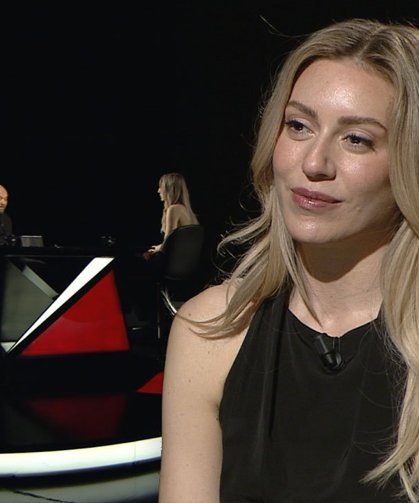 Kızlar Kenan'ın köşelerini yumuşattı!