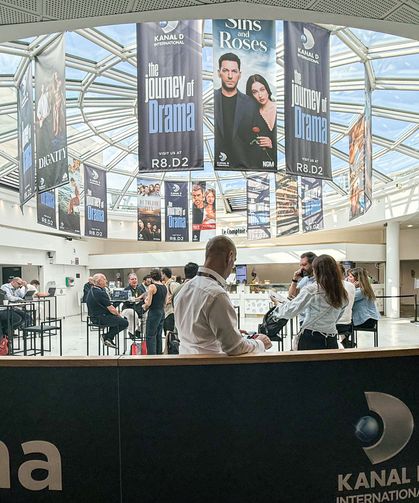 Kanal D dizileri MIPCOM'a damga vurdu