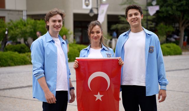Daha 17'den 19 Mayıs ruhunu yansıtan anlar