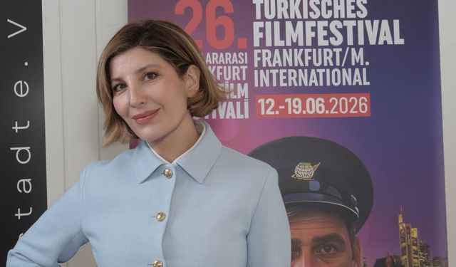 Şebnem Bozoklu’ya Frankfurt’ta Yoğun İlgi