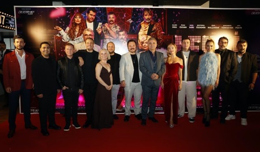 Leydi Di Galasına ünlü akını