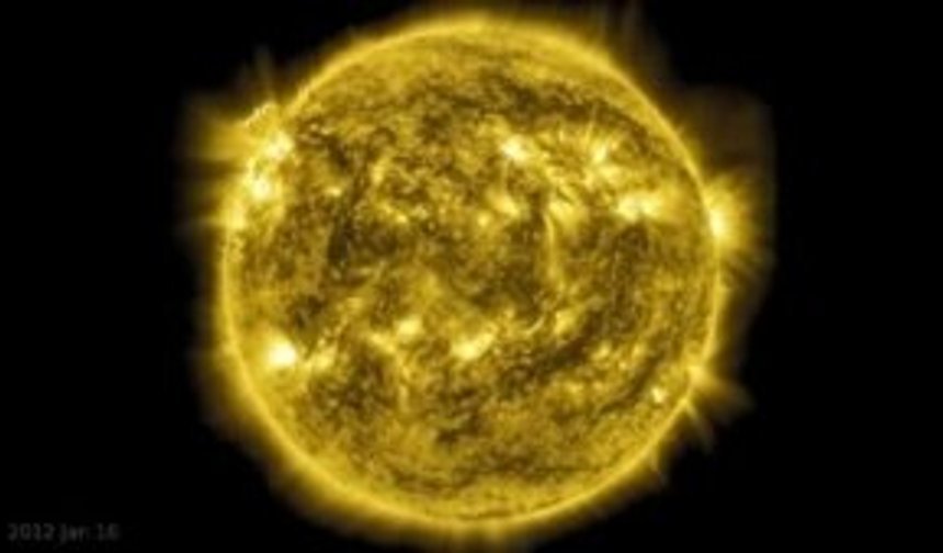 NASA, Güneş’in 10 yıllık fotoğraflarını 1 saatlik film haline getirdi