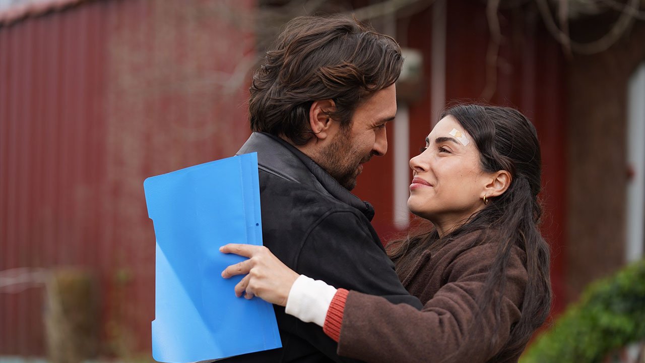 Adil testin sonucunu öğreniyor