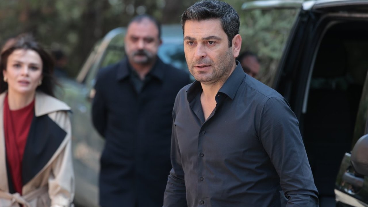 Uzak Şehir'de dengeler değişiyor!