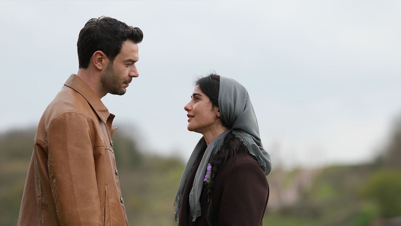 Erkan, Dicle’yi Kurtarmaya Çalışıyor